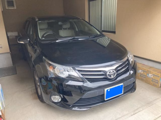 TOYOTA AVENSIS