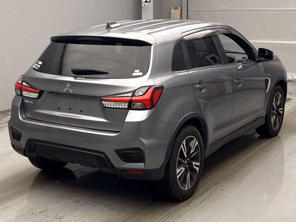 MITSUBISHI RVR
