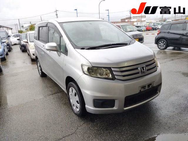 HONDA FREED SPIKE
