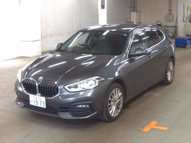 BMW 1-SERIES