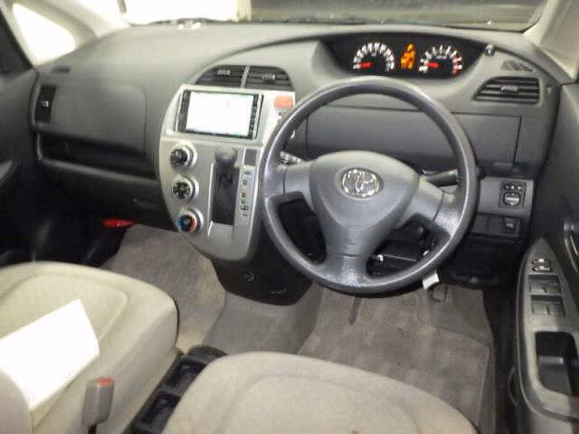 TOYOTA RACTIS