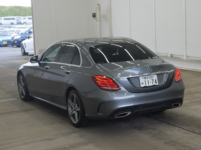 MERCEDES-BENZ C-CLASS