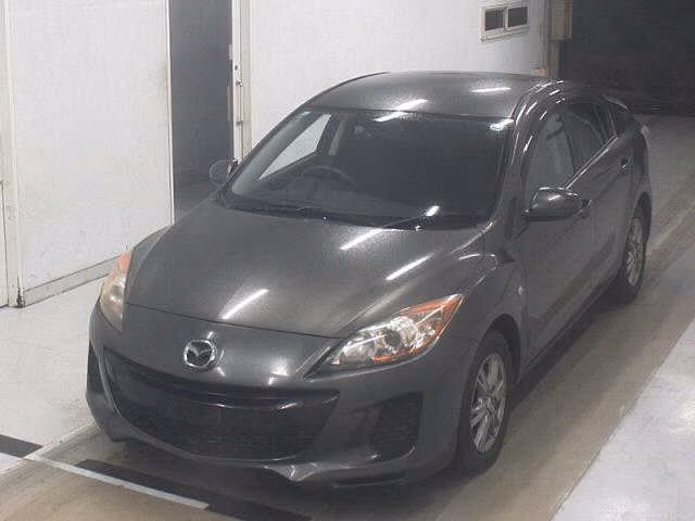 MAZDA AXELA