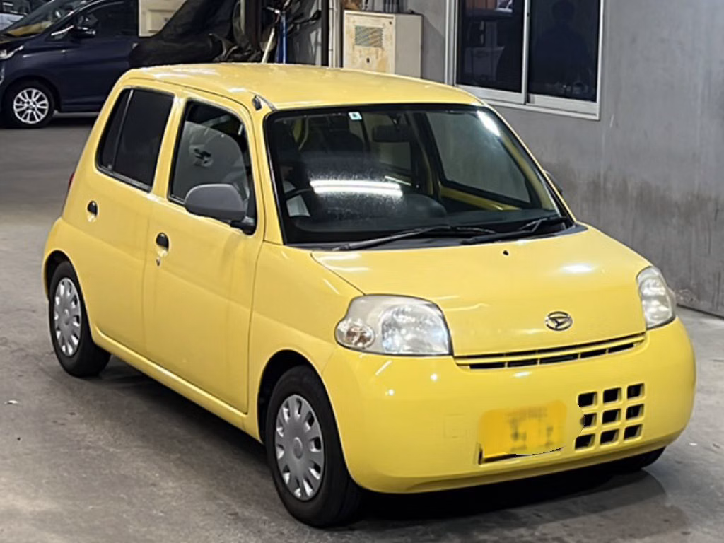 DAIHATSU ESSE