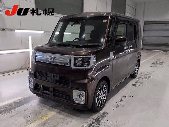 TOYOTA PIXIS MEGA
