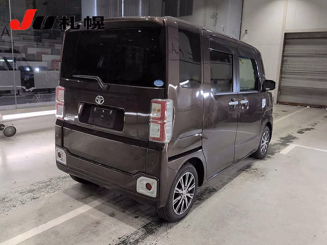 TOYOTA PIXIS MEGA