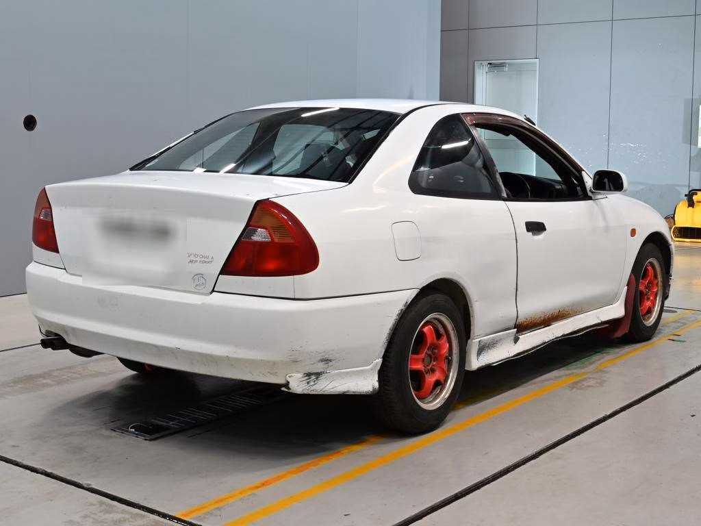 MITSUBISHI COLT