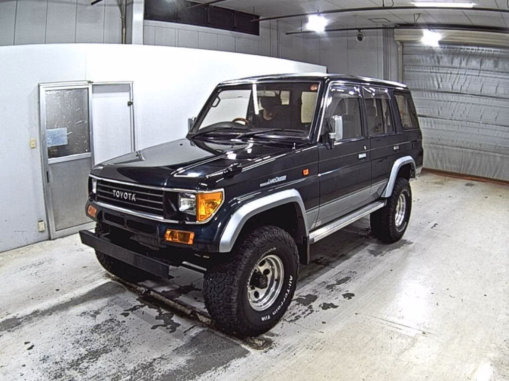 TOYOTA LAND CRUISER PRADO