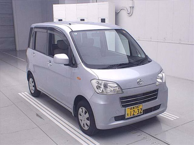 DAIHATSU TANTO EXE