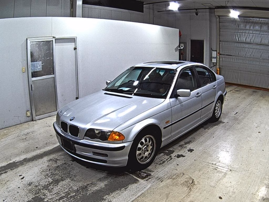 BMW 3-SERIES