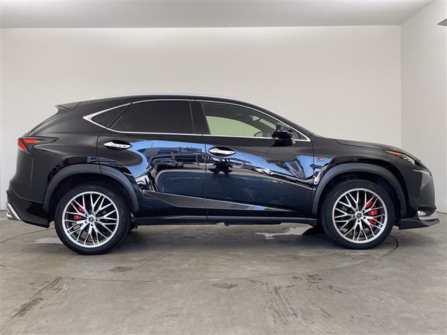 Lexus NX200t