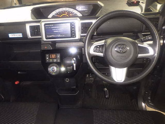 TOYOTA PIXIS MEGA