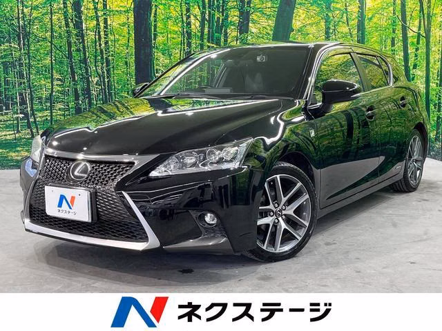 LEXUS CT200H