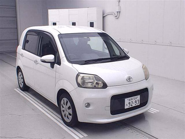 TOYOTA PORTE