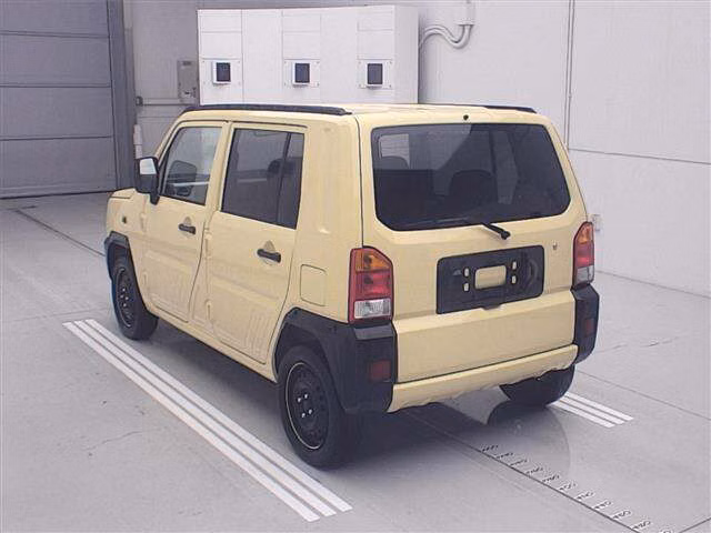 DAIHATSU NAKED