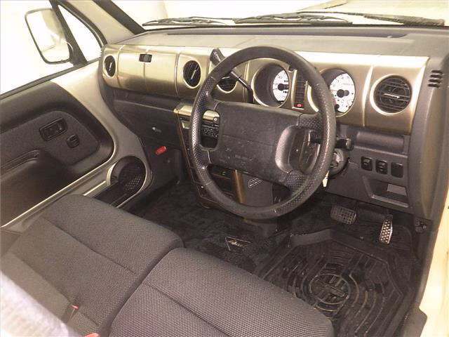 DAIHATSU NAKED