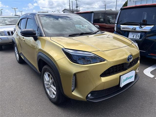 TOYOTA YARIS CROSS