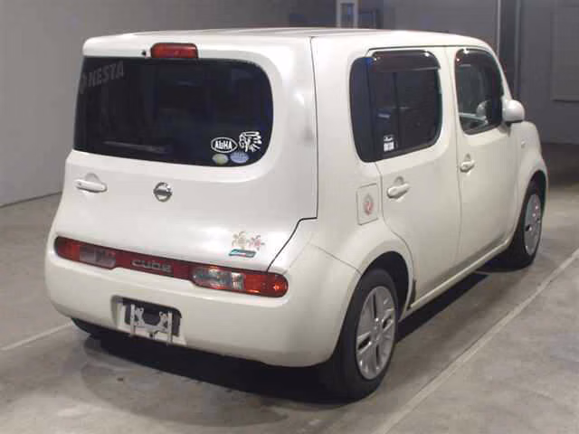 NISSAN CUBE