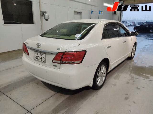 TOYOTA PREMIO