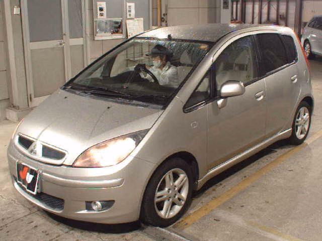 MITSUBISHI COLT