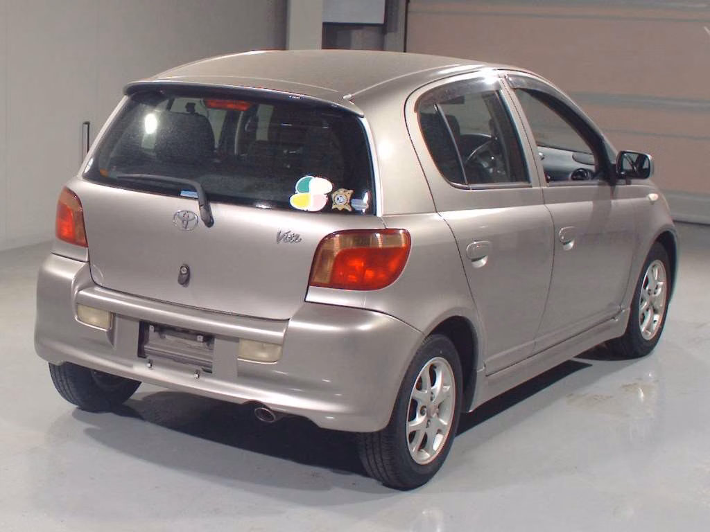 TOYOTA VITZ