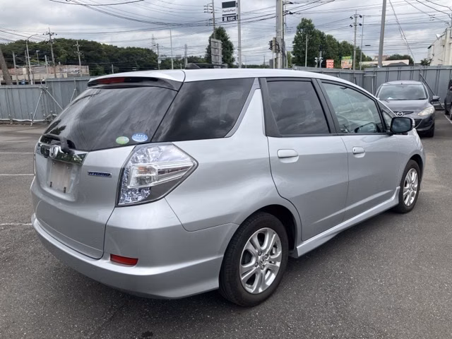 HONDA FIT SHUTTLE
