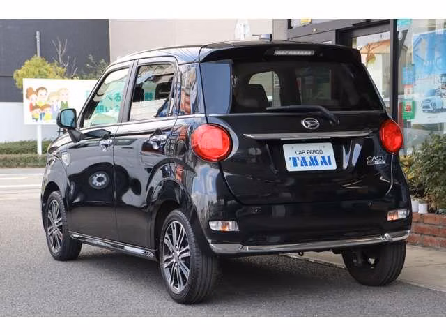 DAIHATSU CAST