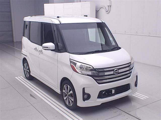 Nissan DAYZ Roox