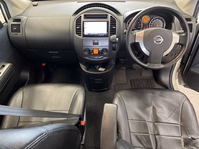 NISSAN LAFESTA