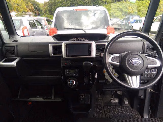 DAIHATSU WAKE