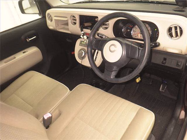 DAIHATSU MIRA COCOA