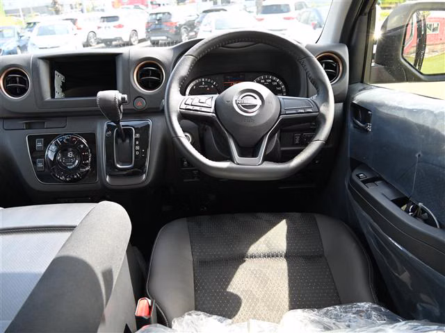 NISSAN CARAVAN
