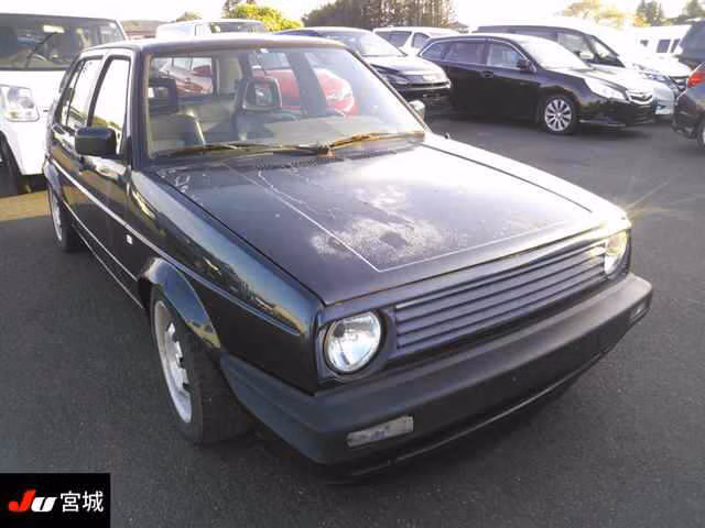 VOLKSWAGEN GOLF