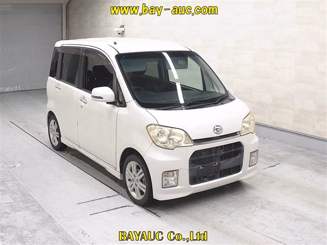 DAIHATSU TANTO EXE
