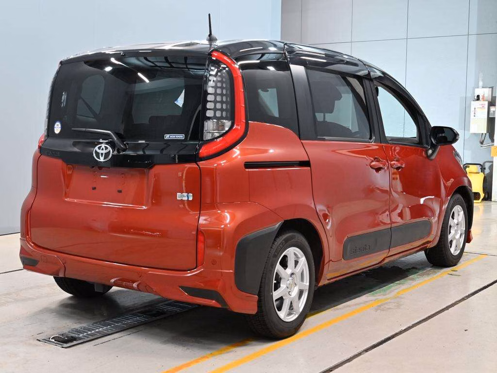TOYOTA SIENTA