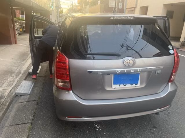 TOYOTA WISH
