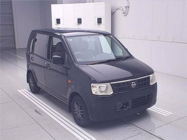 Nissan Otti