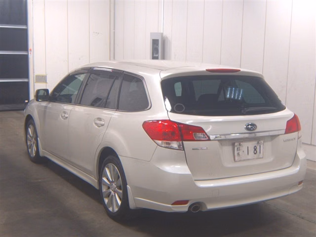 SUBARU LEGACY