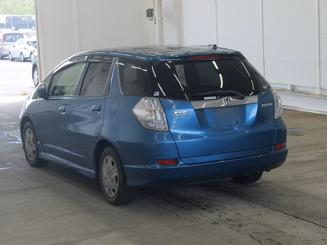 HONDA FIT SHUTTLE
