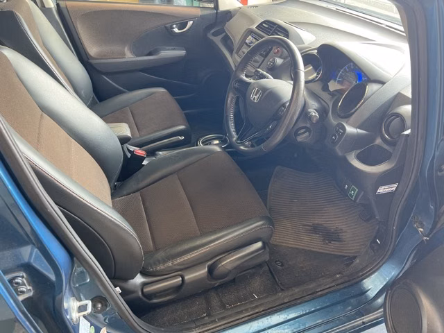 HONDA FIT SHUTTLE