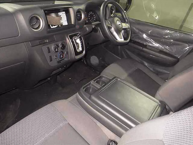 NISSAN CARAVAN