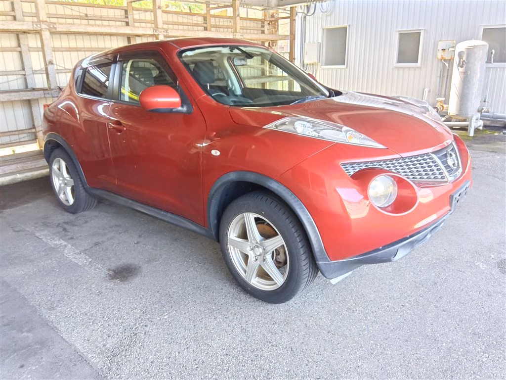 NISSAN JUKE