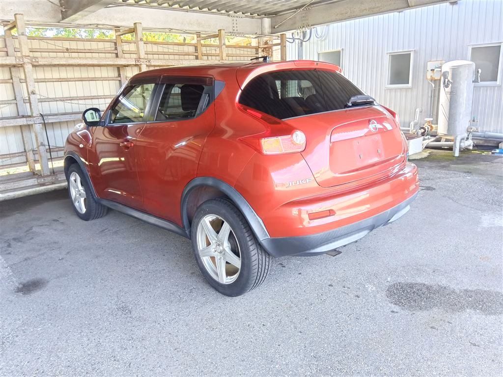 NISSAN JUKE