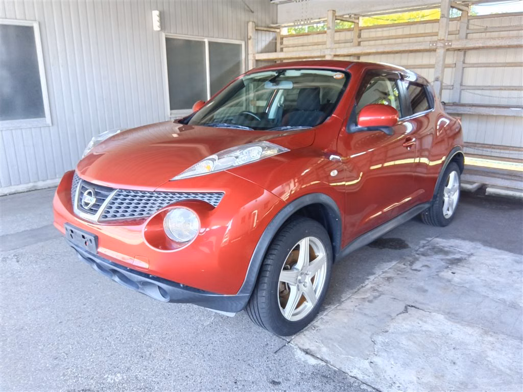 NISSAN JUKE