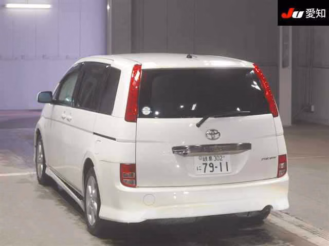 TOYOTA ISIS
