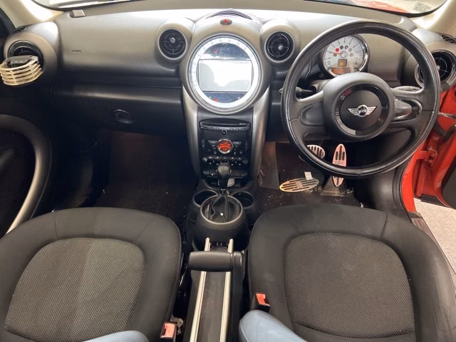 MINI CROSSOVER