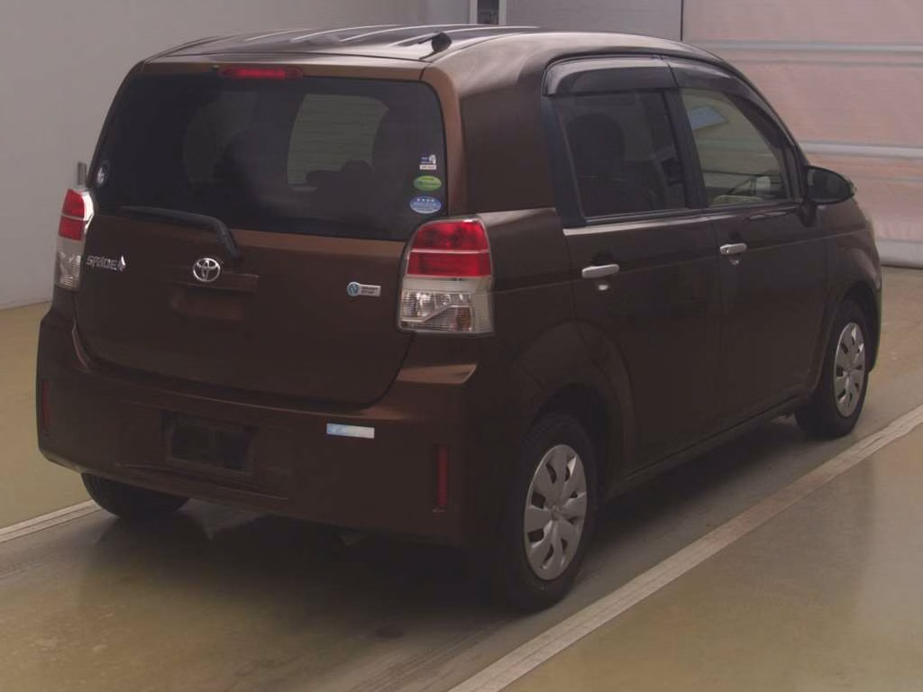 TOYOTA SPADE