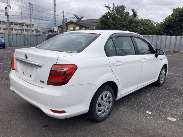 TOYOTA COROLLA AXIO
