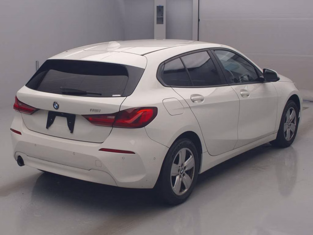 BMW 1-SERIES