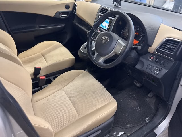 TOYOTA RACTIS